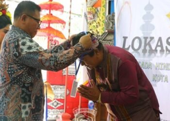 Saefuddin Zuhri Buka Loka Sabha XI Parisada Hindu Dharma Indonesia