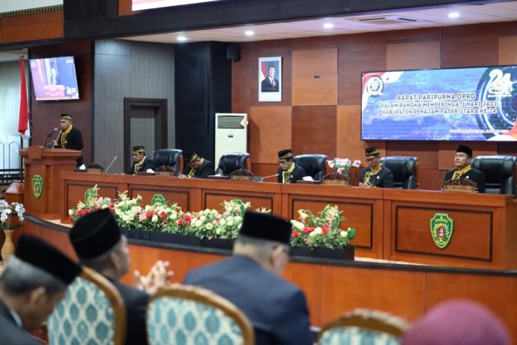 Paripurna HUT ke-24 PPU, Pemkab Paparkan Capaian Pembangunan Daerah