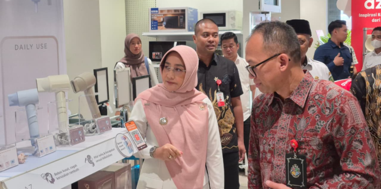 Resmikan Toko Azko, Pemkab Berau Harap Dapat Mendorong Pertumbuhan Ekonomi Daerah