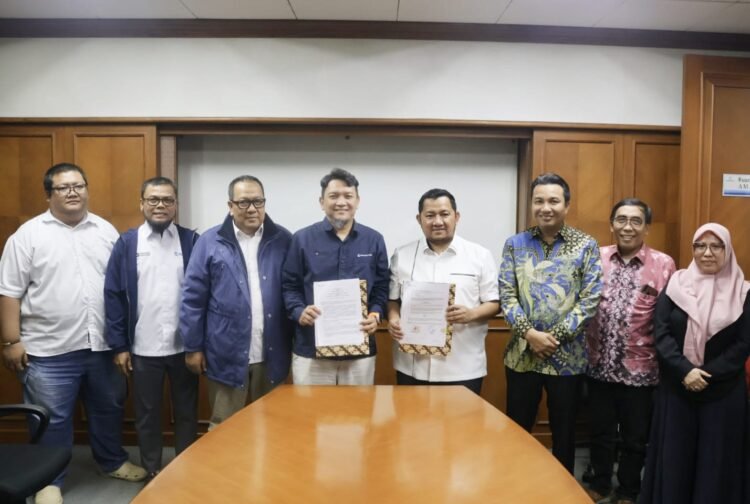 AKPSI dan Krakatau Niaga Indonesia Teken MoU, Dukung Hilirisasi Baja untuk Program MBG dan Koperasi Desa