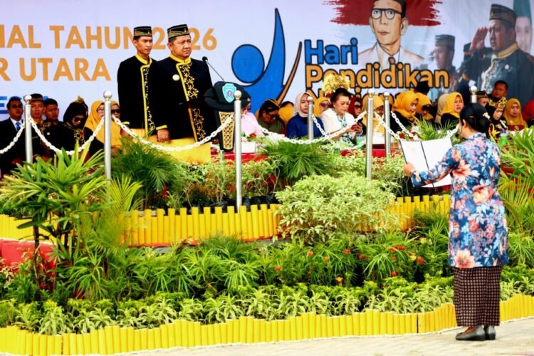 Pimpin Upacara Hardiknas 2026, Bupati Mudyat Noor Tekankan Kualitas Pendidikan