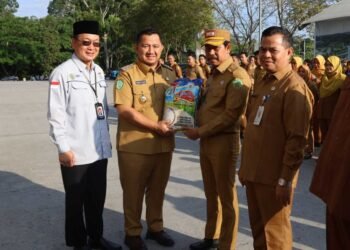 Bupati PPU Luncurkan Beras “Benuo Taka”, ASN Diimbau Dukung Petani Lokal