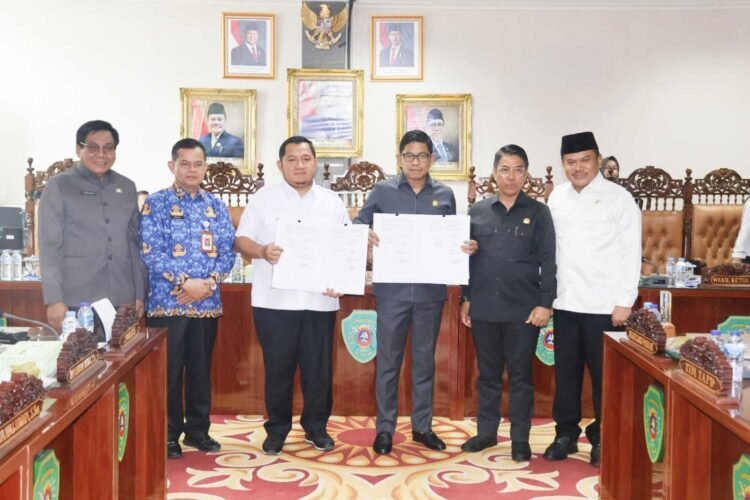 Pemkab PPU dan DPRD Sepakati Perubahan KUA-PPAS 2025, Anggaran Rp2,44 Triliun Disahkan Zero Defisit