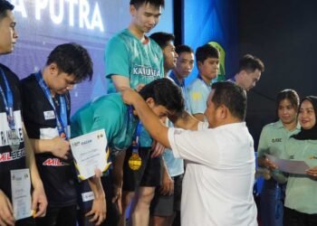 Bupati PPU Hadiri Penutupan Kejuaraan Bulutangkis Bayan Open 2025