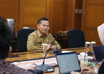 Sekda Tohar Hadiri Evaluasi Tengah Tahun KPw BI Balikpapan, Paparkan Sinergi Strategis Pemda dan Bank Indonesia