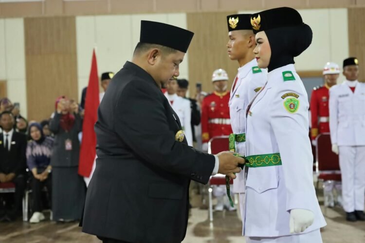 40 Calon Paskibraka PPU Dikukuhkan, Mudyat Noor Minta Emban Tugas dengan Penuh Tanggung Jawab