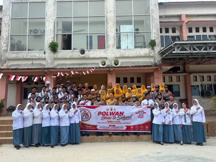 Sambut Hari Jadi ke-78 Polwan RI, Polwan Polres PPU Edukasi Pelajar Lewat Polwan Goes to School